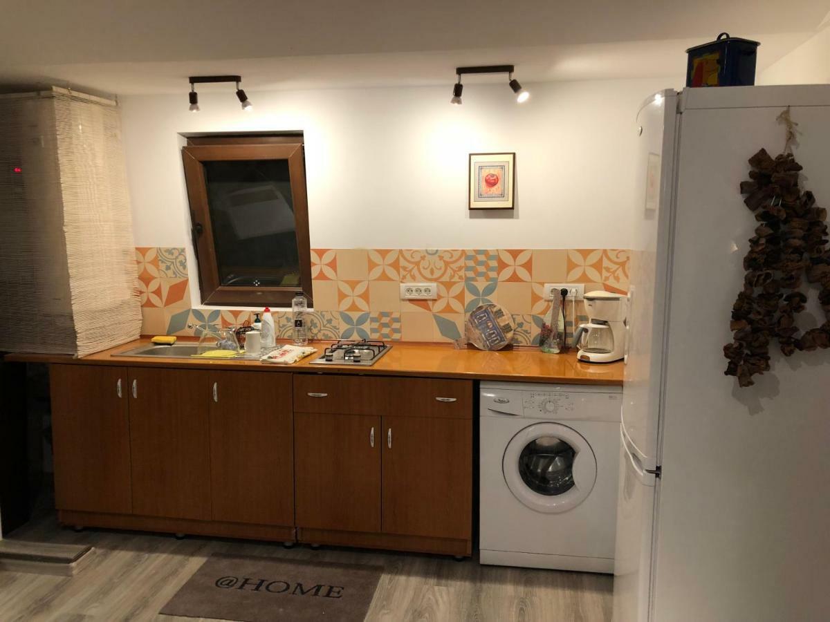 Апартаменты White Loft Old Town Констанца Экстерьер фото